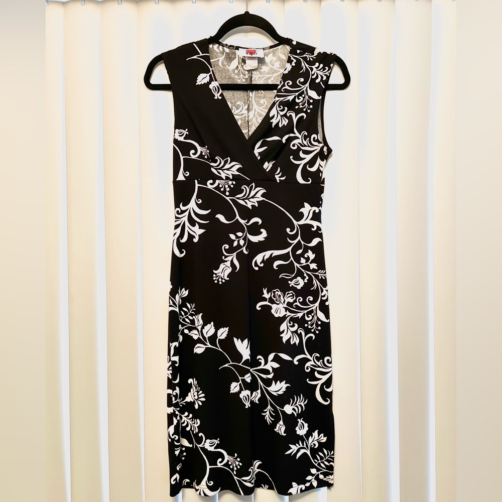 Classic black and white women’s dress